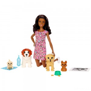 Black Friday | Barbie Doggy Daycare Nikki Doll & Pet - Sale